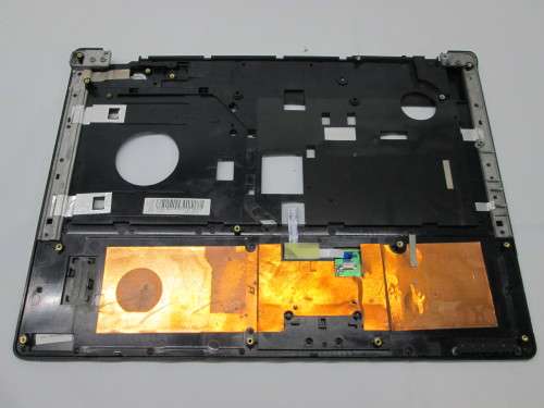 Gigabyte Q1580L Palmrest TW8